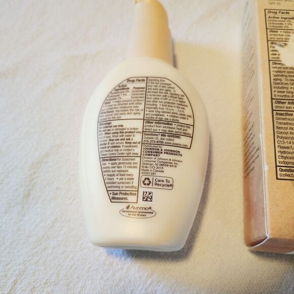 Aveeno Ultra-Calming Daily Moisturizer Sunscreen SPF 4 OZ Discontinued - Picture 3 of 3